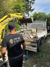 Photo n°7 de CABINET LES AS Débarras/Successions - Débarras avec rachat - Débarras payant - Estimation gratuite - Devis gratuit à Montgeron (Services de déménagement et de stockage)