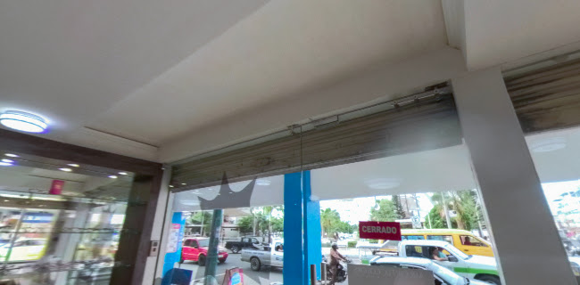 Opiniones de ESTRADA OPTICAL CENTER en Machala - Médico