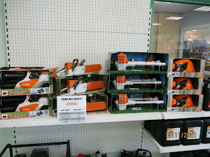 Photo n°4 de Isyloisirs Motoculture à Isigny-sur-Mer (Service de location de matériel de motoculture)