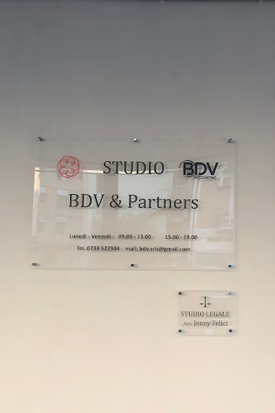 Studio B.d.v. Accounting