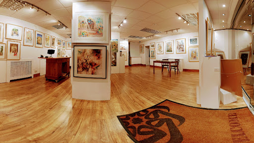 Faam Gallery - Visual