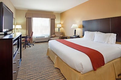 Holiday Inn Express & Suites Gallup East