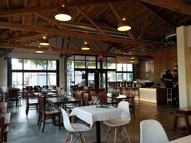 4th & Olive Restaurant