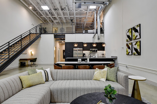 Aequilibria Premium Rentals - Thumbnail