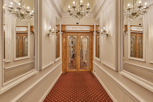 Photo of Hotel Romance