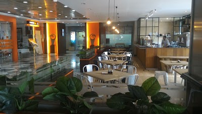 Photos of Graha Pos Indonesia Bandung