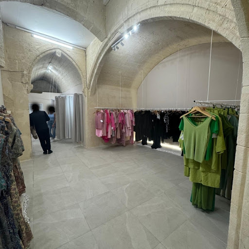 KY STORE MONTPELLIER - Thumbnail