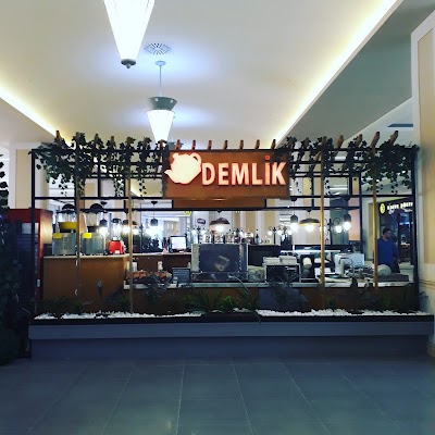 Demlik Cafe