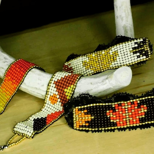 Deerwoman Dezigns Gallery - United States