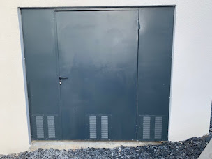 Photo n°9 de EURO DECO à Saint-Laurent-du-Var (Façadier)