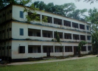 Photos of Mohanganj Pilot Gov't High School.