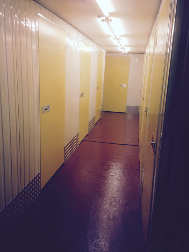 Self Storage Sutton - Visual