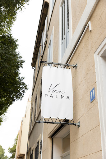 Van Palma - Thumbnail
