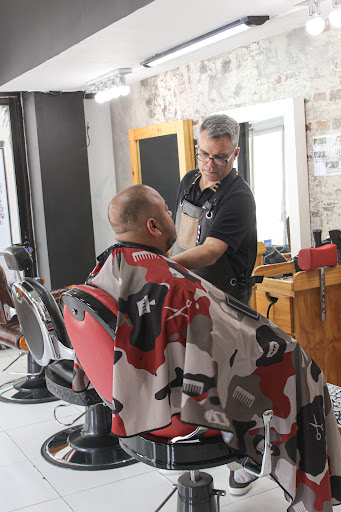 Barber & The Men Spa San Pedro - Thumbnail