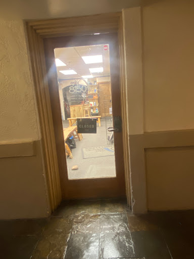 8150 Ski Shop - Thumbnail