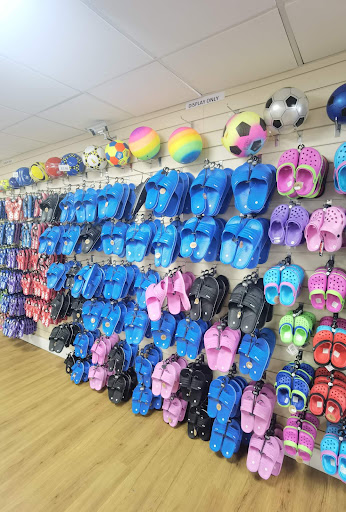 Summer Arcade Souveniers & Gifts - Thumbnail