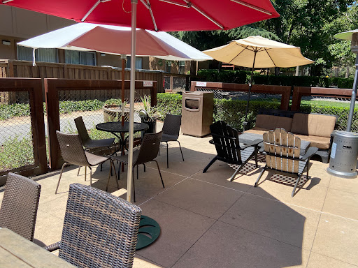 Ray's Grill - Visual