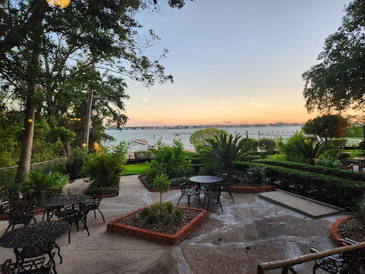 Villa Capri - Visual