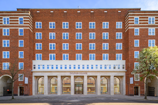 Dolphin House Serviced Apartment