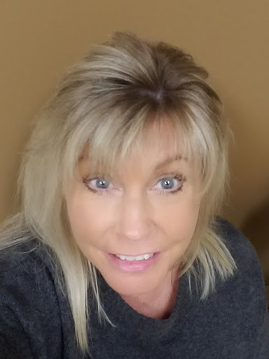 Chaz Davis Salon & Boutique - Thumbnail