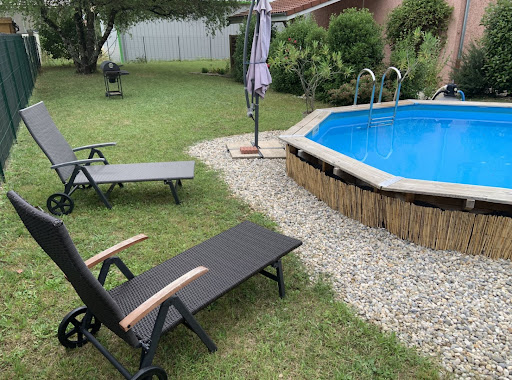 Photo de Maison de Violette : Location de Gite avec piscine, au calme, Ain, Auvergne-Rhône-Alpes à Briord (01470)