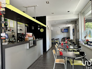 Photo n°15 de Jean-Baptiste RIOU - iad France à Croix (Consultant immobilier)