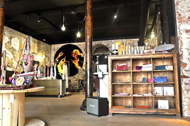 INITIO Lifestore