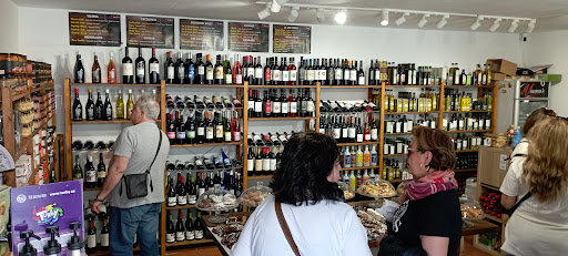 Vinoco's - Visual