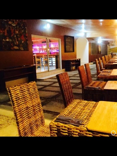 Photos of Courtyard Bar & Grill