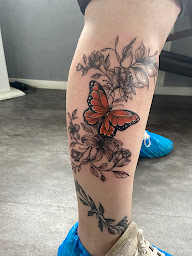Photo n°4 de Al tattoo studio à Sainte-Cécile (Tatoueur)