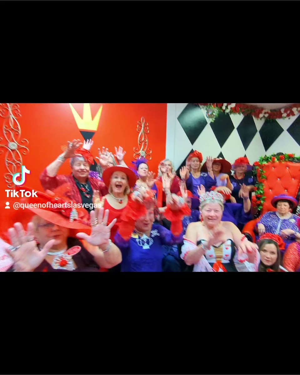 Queen of Hearts — photo 8