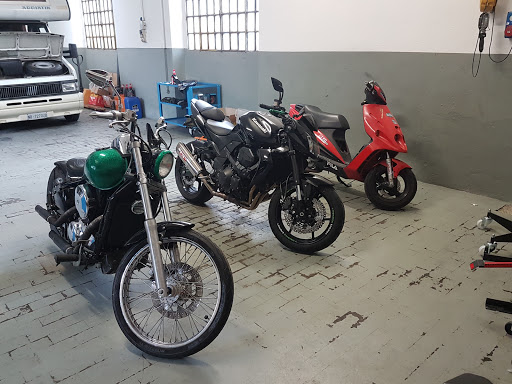 RR motors riparazioni e preparazioni auto e moto Gallery - Italy