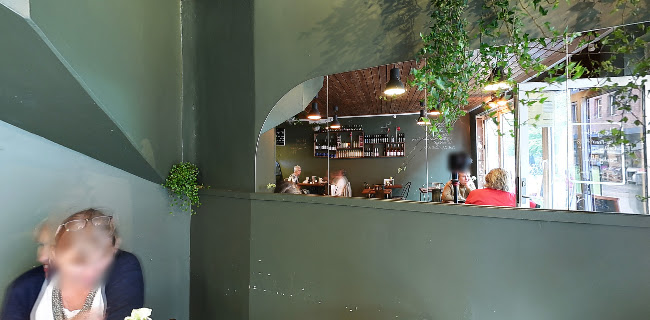Cafe 48 - Café