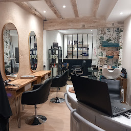 Photo n°3 de LM La Coiffure au Naturel à Créon (Salon de coiffure)