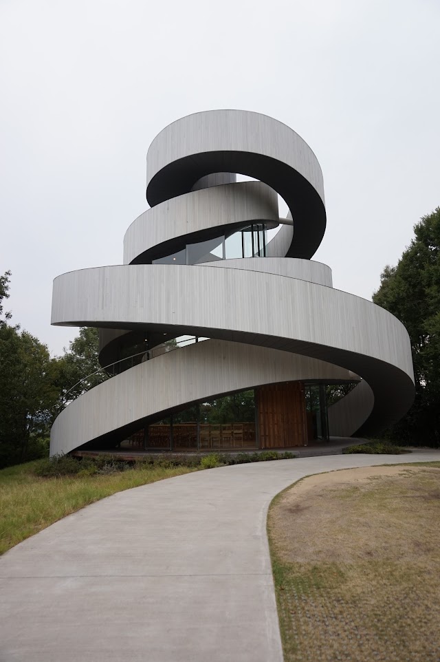 The ribbon chapel