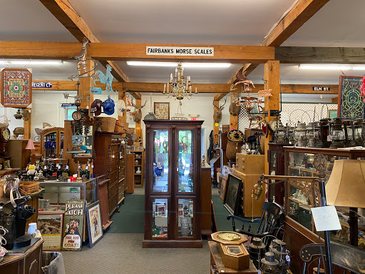 Antiques & Emporium - Thumbnail