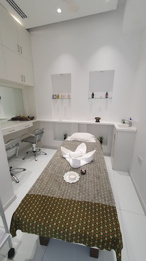 Photo of Aroushi Beauty Salon and Spa Br.