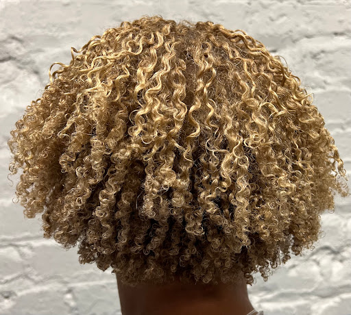 Royal T Hair Lounge