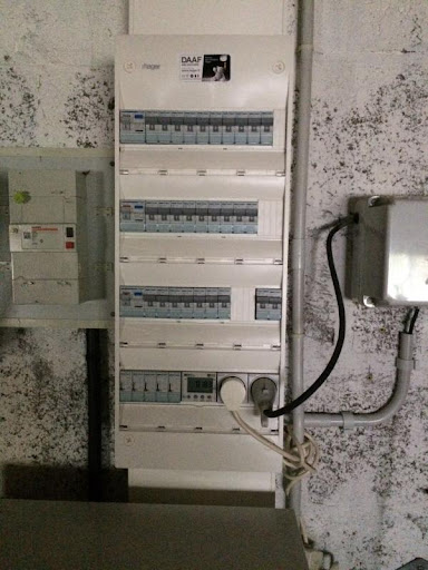 ELECTRICITE SERVICE - Eric LUCAS - Thumbnail