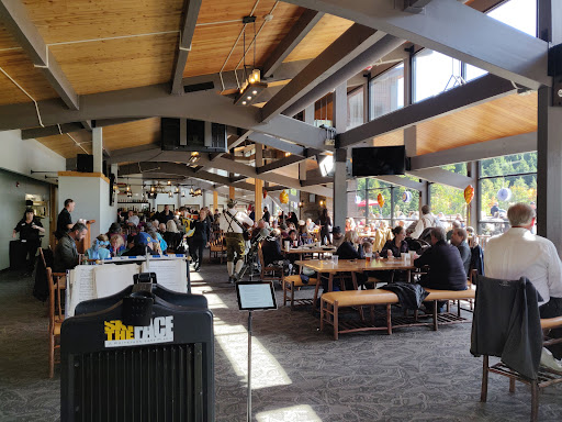 Cloudspin Lounge