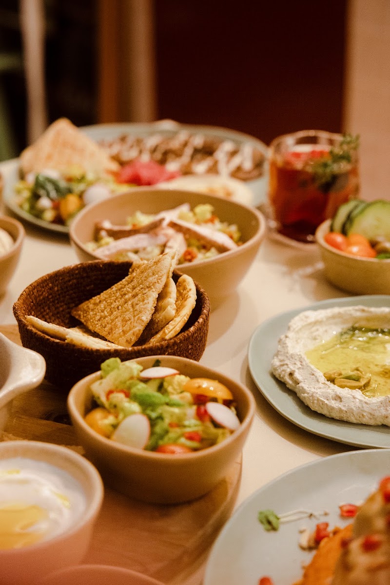 Taza - Modern Lebanese Eatery — photo 2