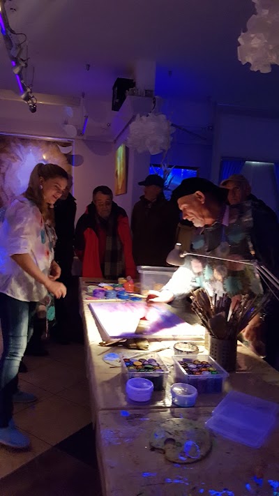 Photos of Art Studio 'Inner Light'‬