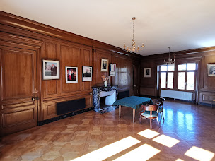 Photo n°2 de Mairie à Val-d'Usiers (Hôtel de ville)