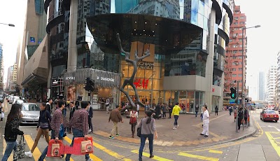 Photos of H&M Mong Kok Store
