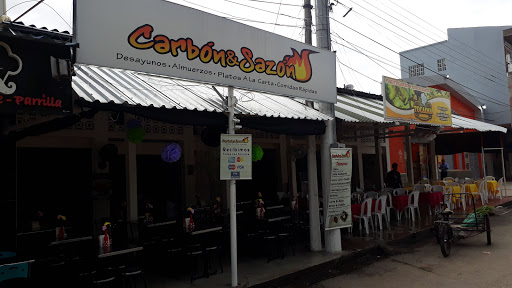 Carbón & Sazón Restaurante