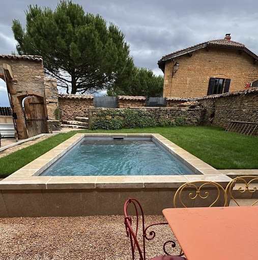 Photo de AQUA TERRA constructeur de Paysages et piscines à Messimy-sur-Saône (01480)