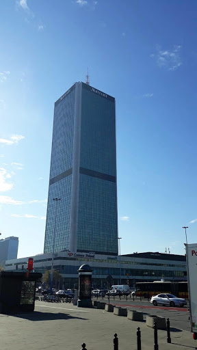 SHOE SHINE SERVICE HOTEL MARRIOTT