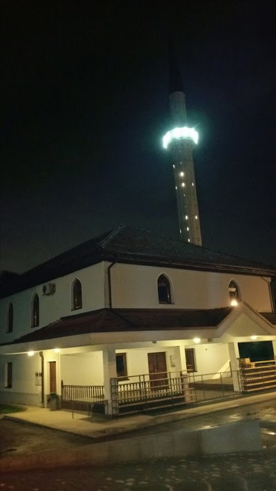 Photos of Hadži Besim-begova džamija