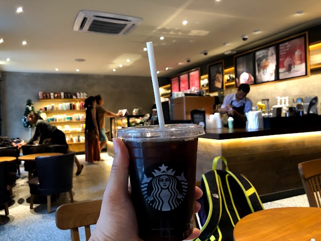 Starbucks Monkey Forest
