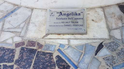 Angelika • la Fontana dell'Amore - Thumbnail
